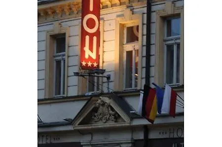 Hotel Alton