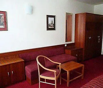 Alton 3* Praha