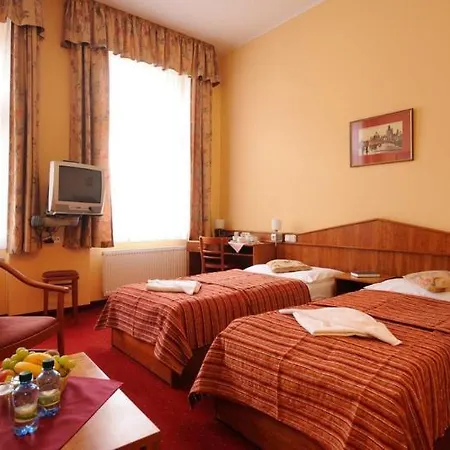 Alton Praag