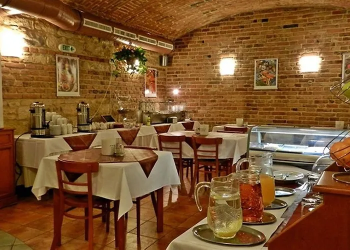 奥尔顿酒店 酒店