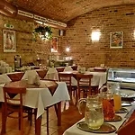 Alton Hotel